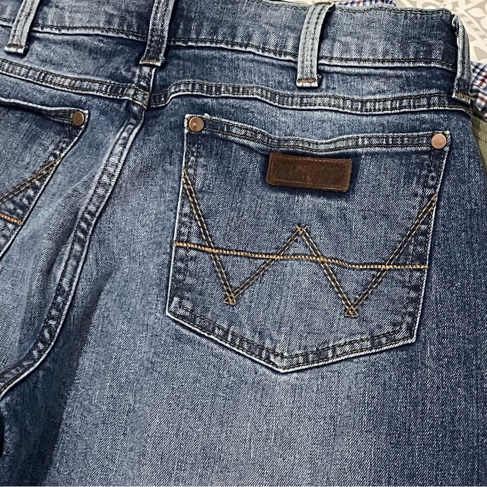 Wrangler Retro Men’s 32x30 (33x30) Slim Straight Jeans Dark Blue Denim Western - Picture 14 of 15